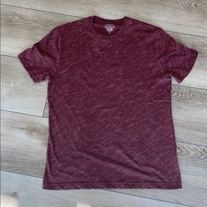 Men’s crewneck tee